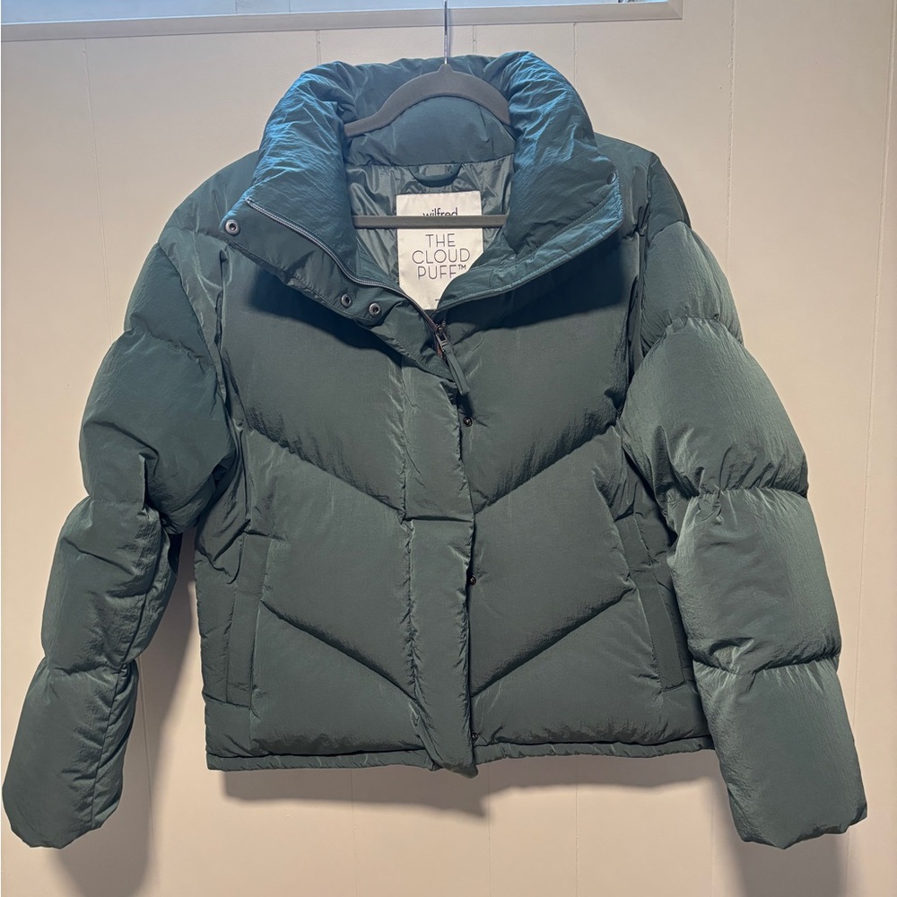 Aritzia - Wilfred “The Cloud Puff” Jacket - Deep Green - NWOT